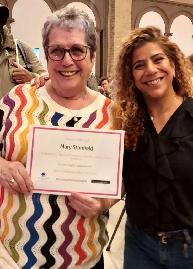 Mary older volunteer of the year at voluntary action islington 2025